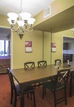Apartahotel At Jockey Club 3*